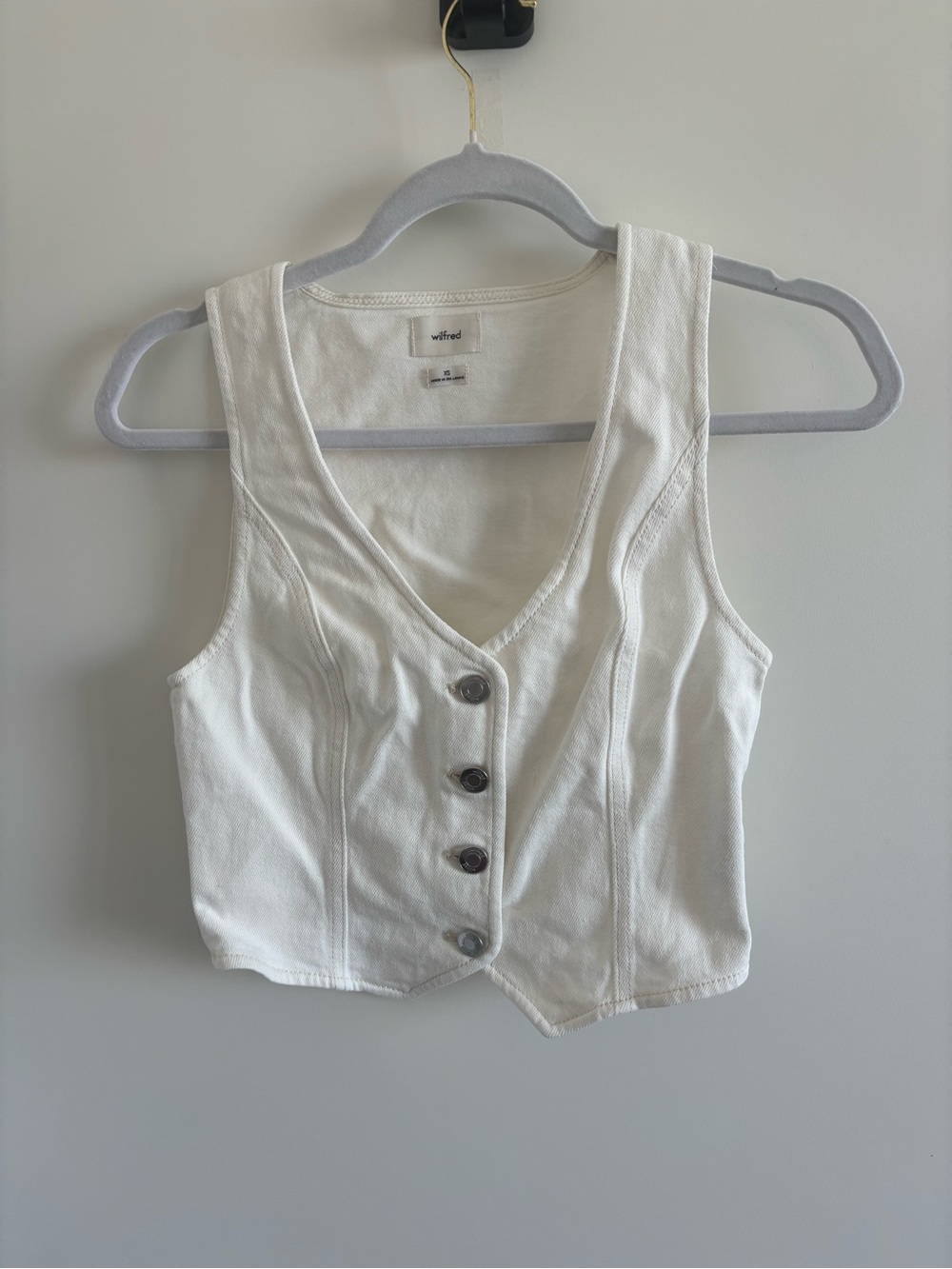 Wilfred White Button-Front Cropped Denim Vest Tank